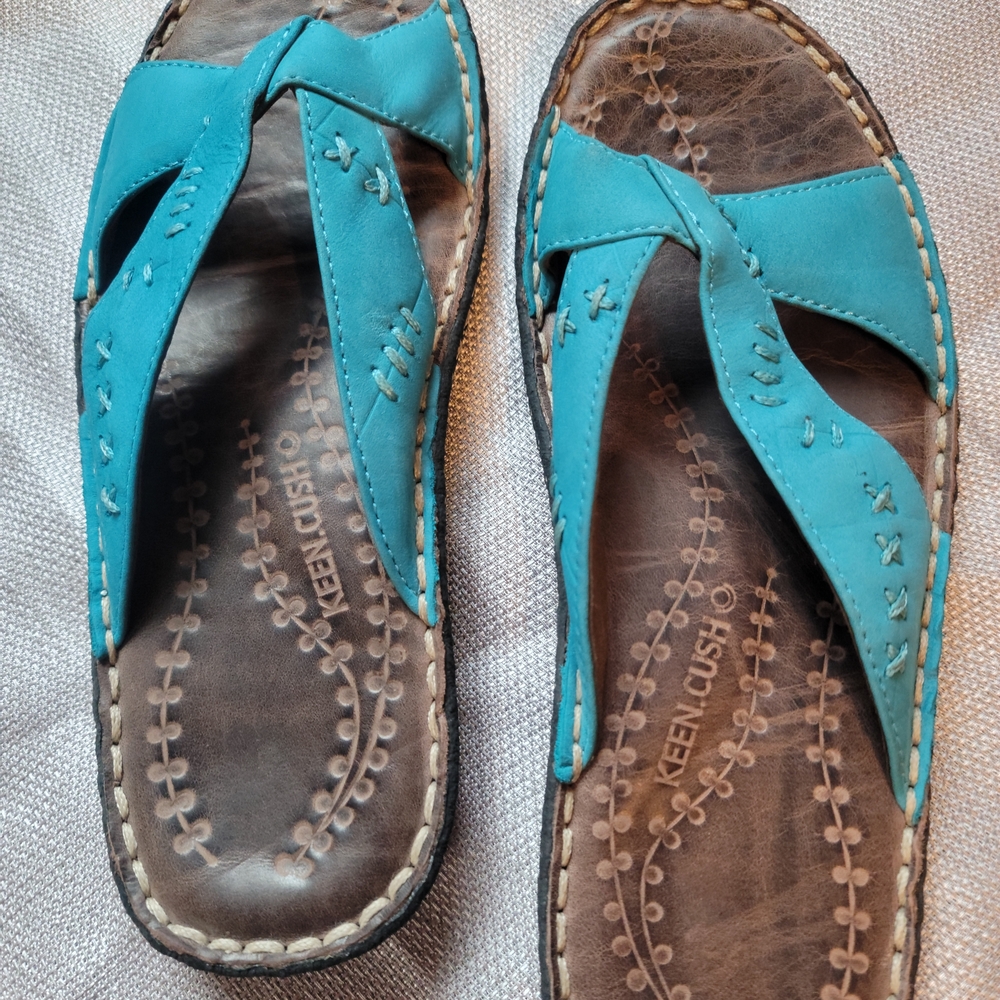 KEEN CUSH Women's Sz-9.5 Turquoise and Brown Leather Sandals Very Good Condition